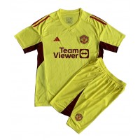 Camiseta Manchester United Portero Visitante Equipación para niños 2023-24 manga corta (+ pantalones cortos)